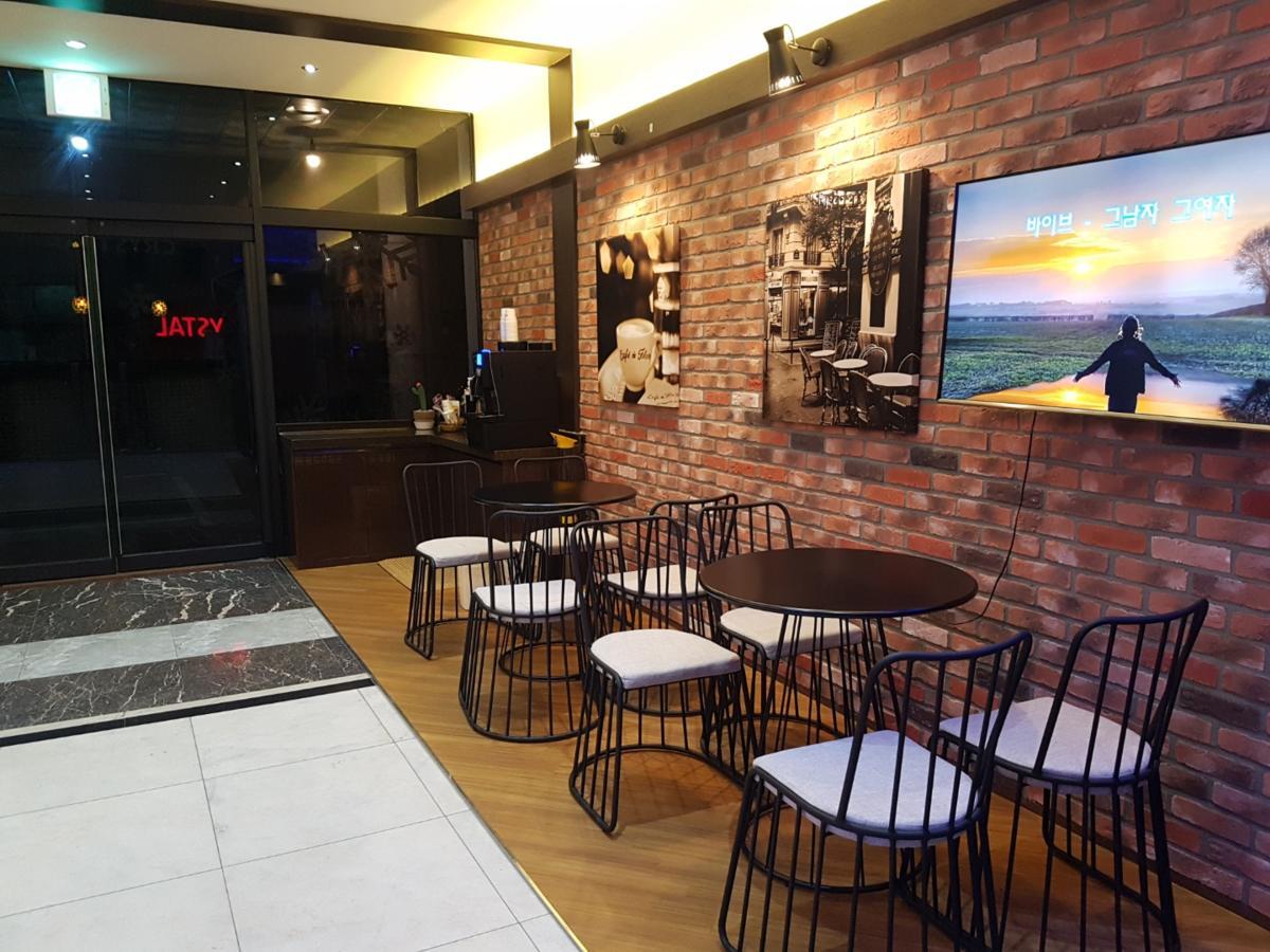 Crystal Motel Gangneung Zewnętrze zdjęcie